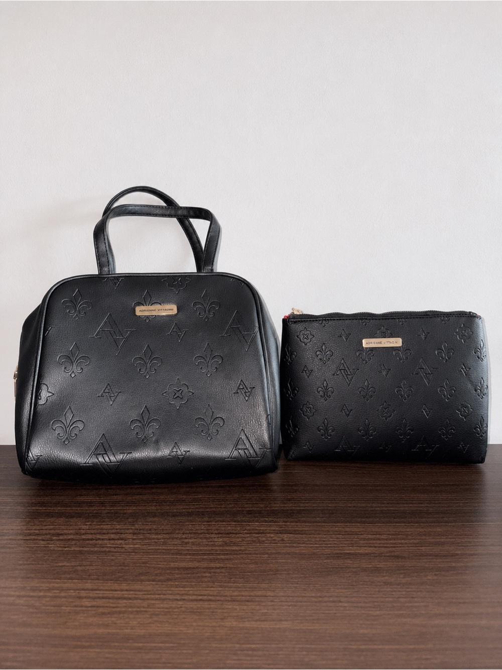 Adrienne Vittadini Cosmetic Case & Pouch 🖤